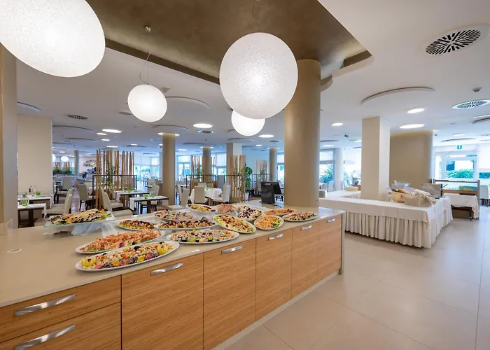 Otel Laguna Park 4superior 4*