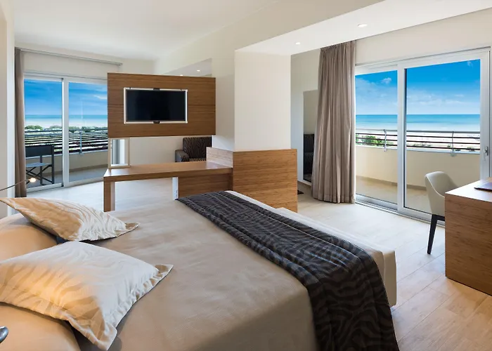 Laguna Park 4superior Otel 4*