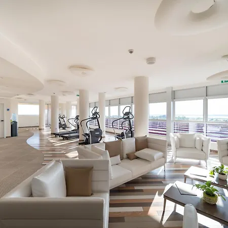 Otel Laguna Park 4superior 4*