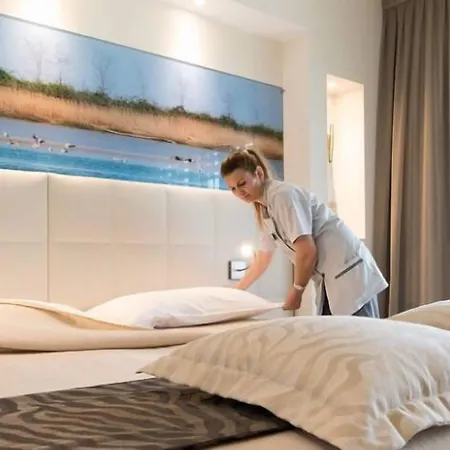 Отель Laguna Park 4superior