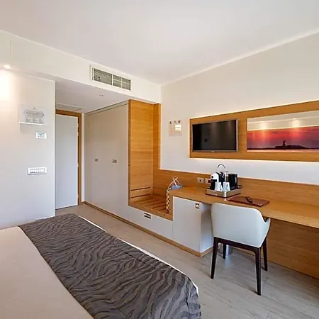 Hotel Laguna Park 4superior 4*