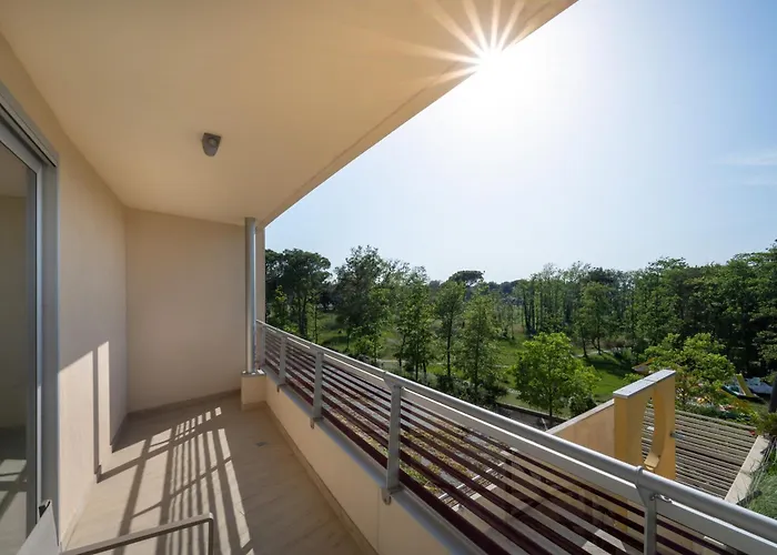 Laguna Park 4superior Бибионе