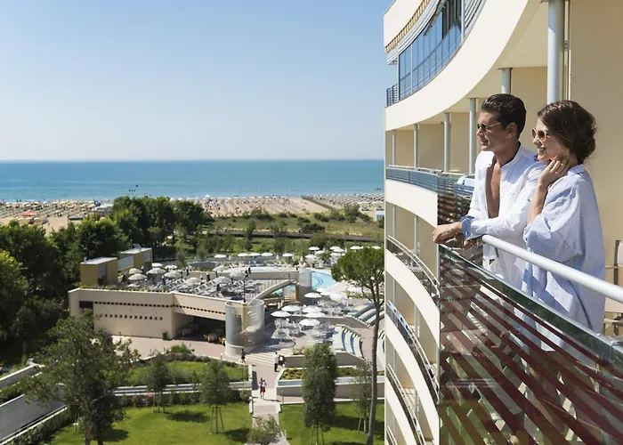 Отель Laguna Park 4superior 4*